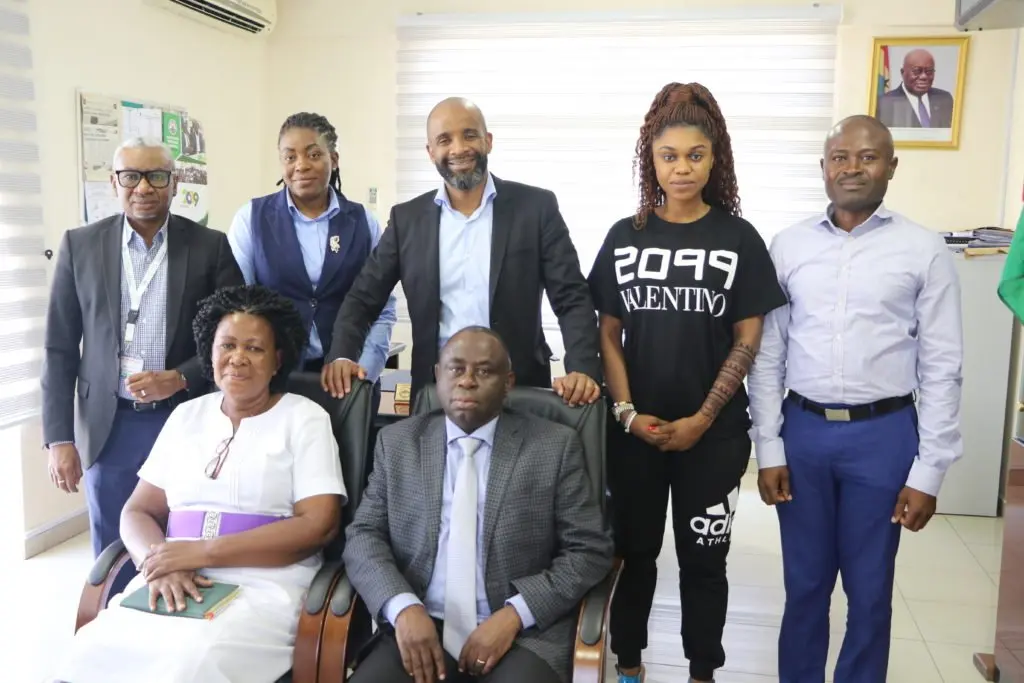 U.S. doctor visits Korle Bu management